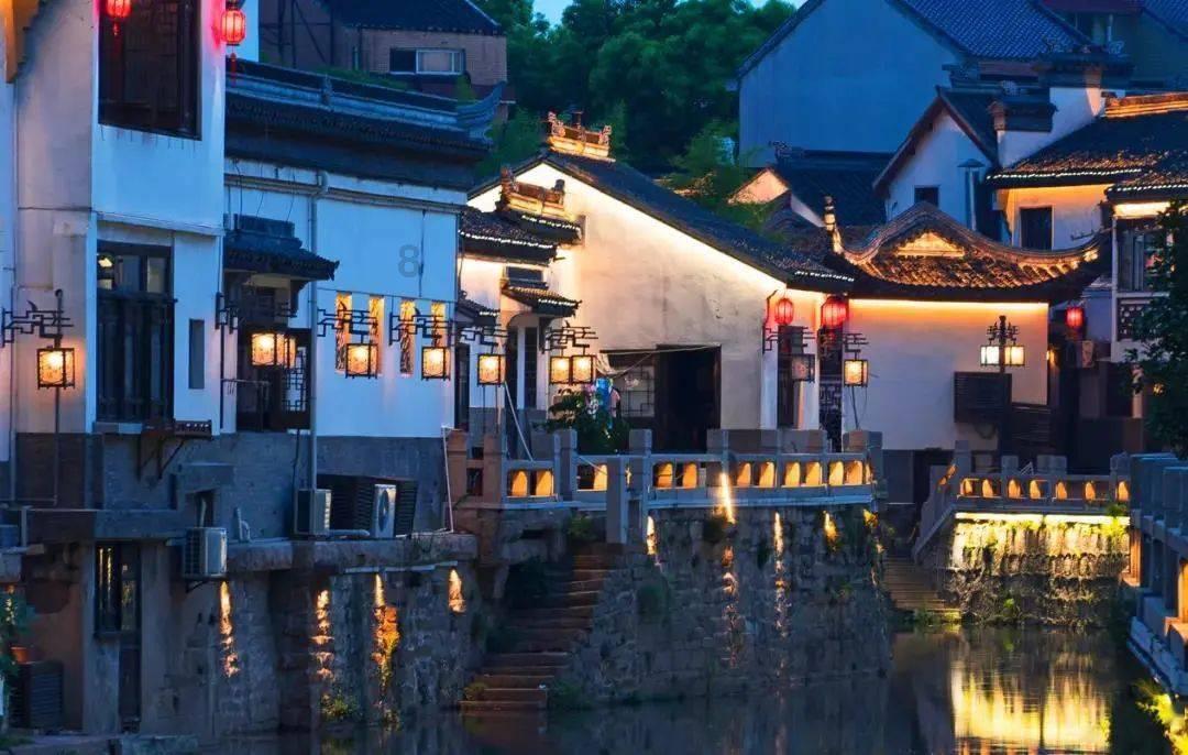 三本令人眼前一亮的冷门完本好书，各种各样的反转，让人目不暇接